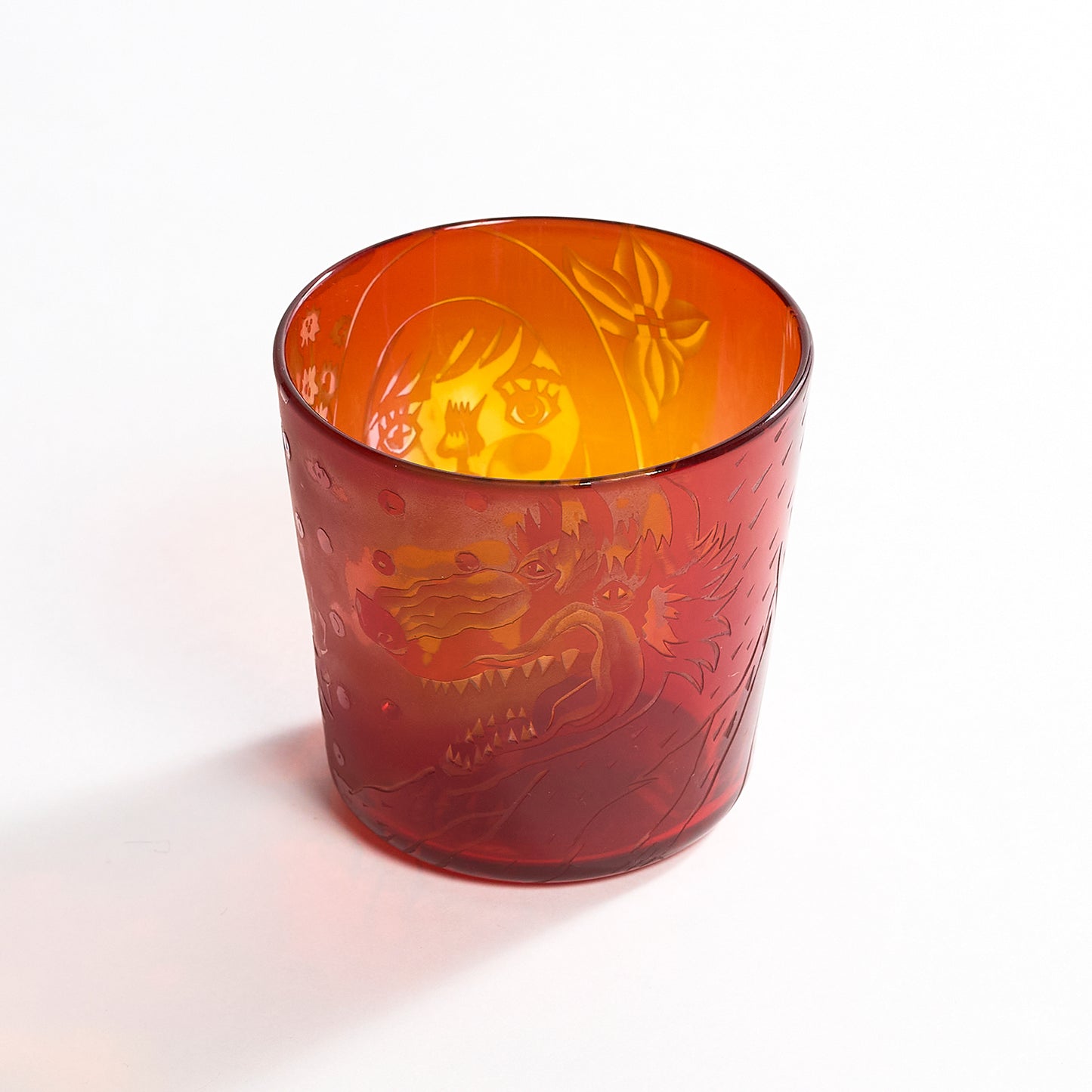 diameter 8.8 × height 8.5 cm /3.5″ × 3.3″