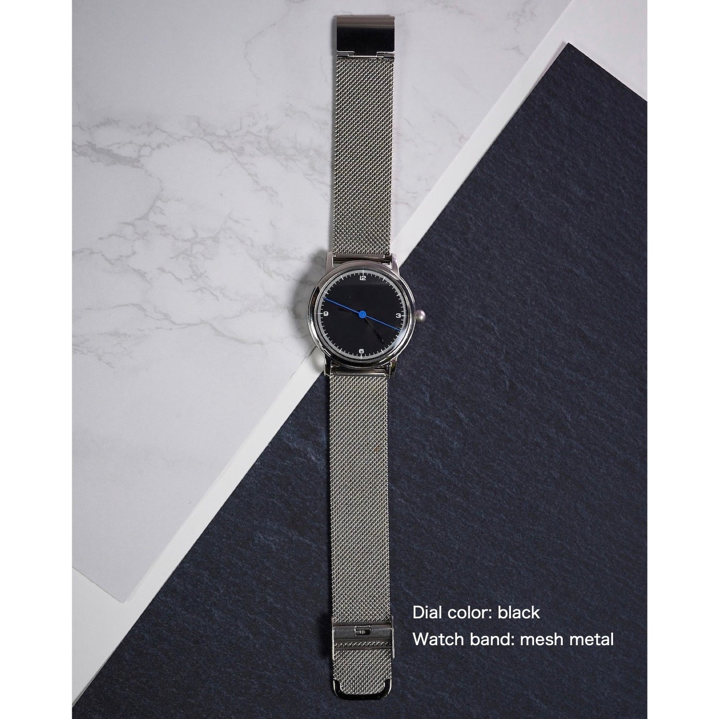 Dial color: black / watch band: mesh metal