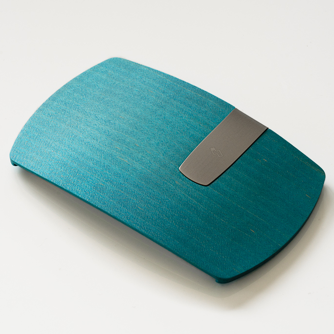 Minimalist wallet with money clip