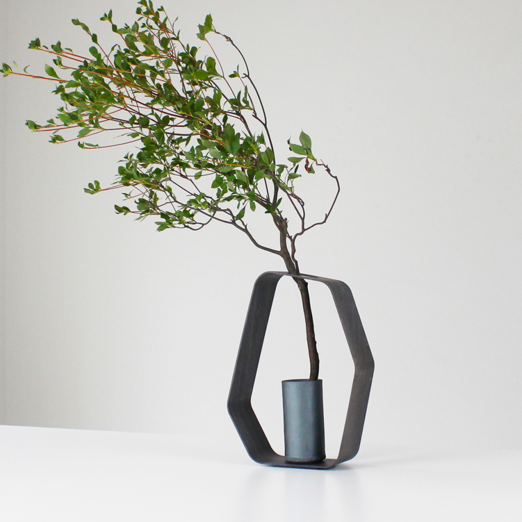 Flower Vase Sasae