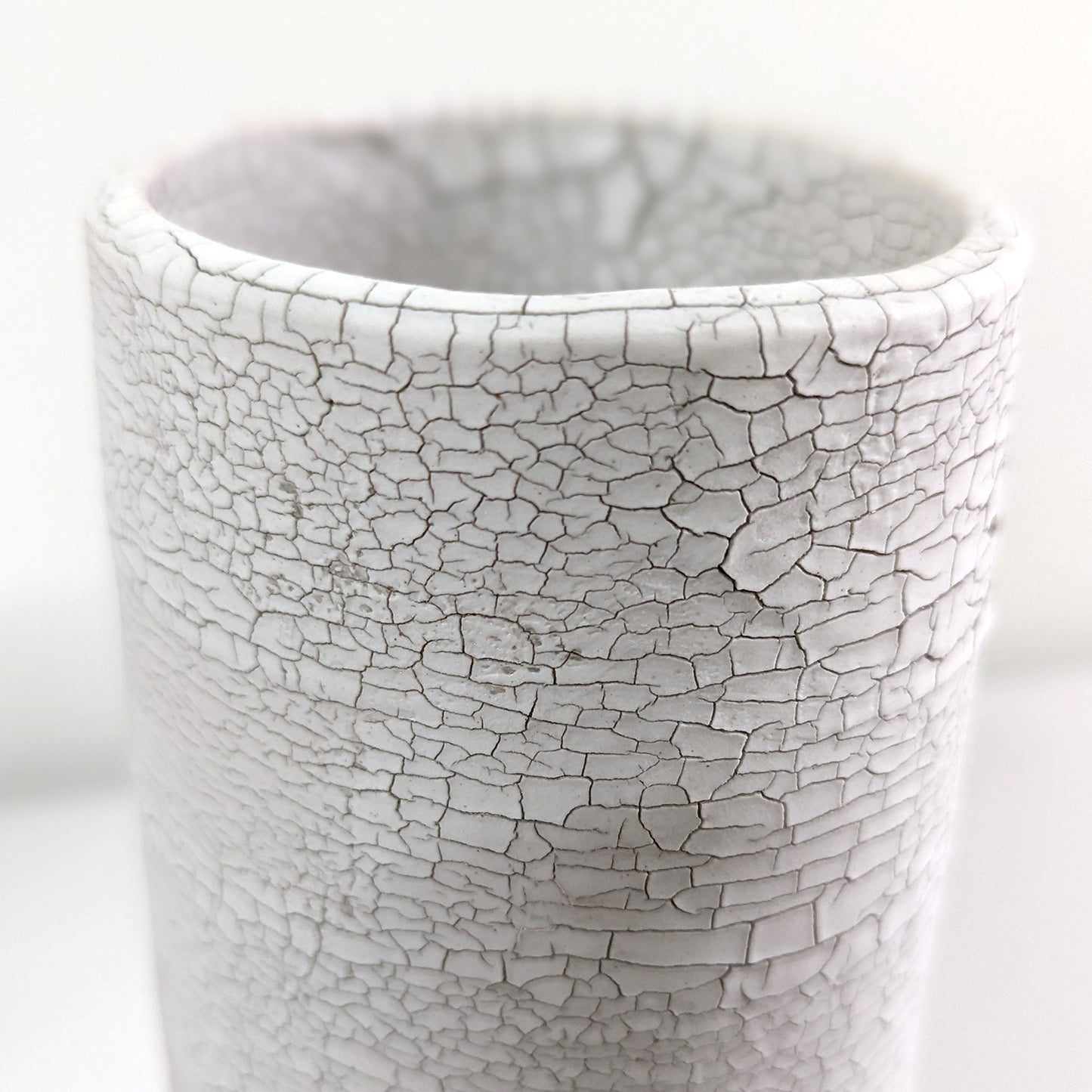 Vase "White Earth" - By Emotion International