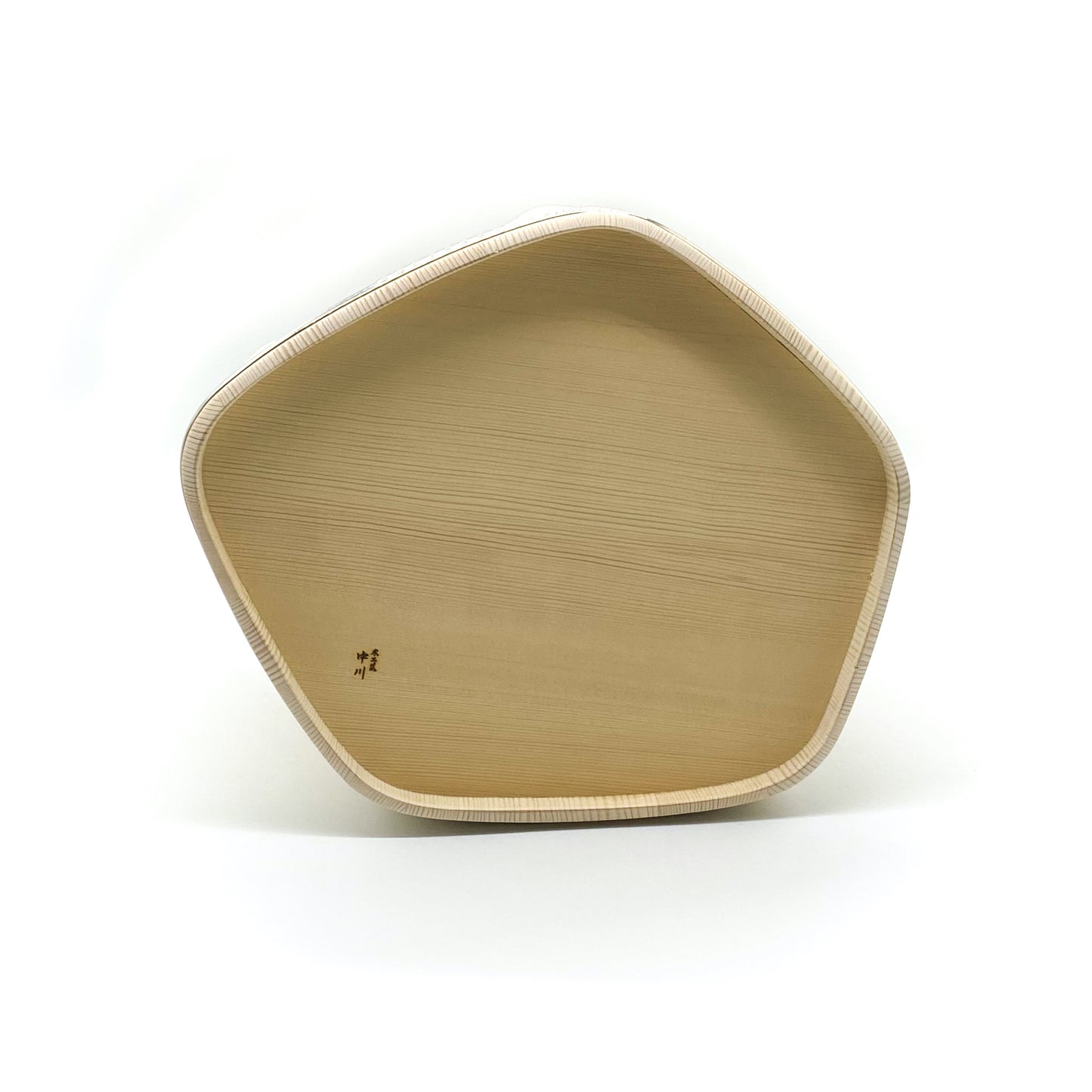 Pentagon: 260 × 240 × height 232 mm