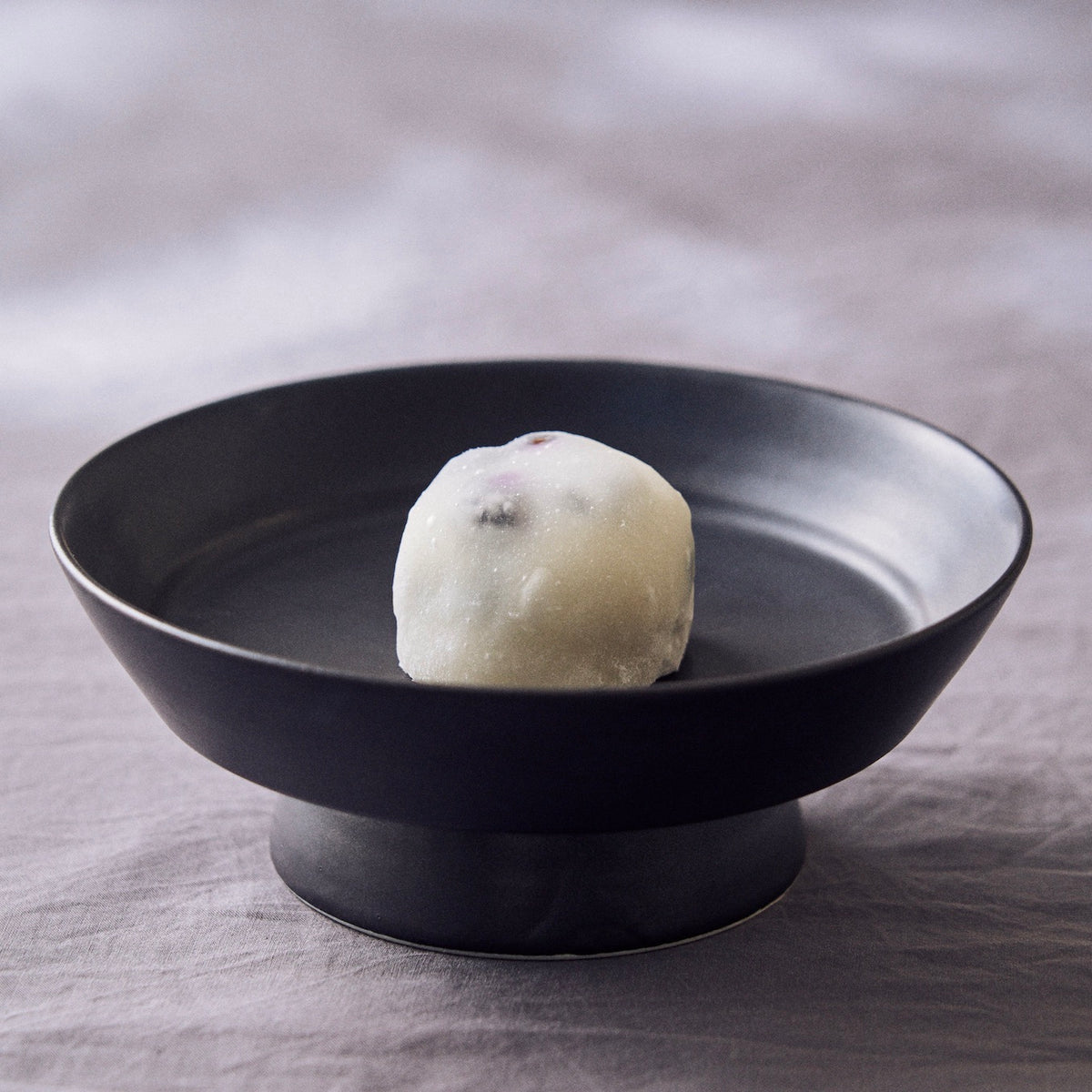 Kuroterasu Footed Plate