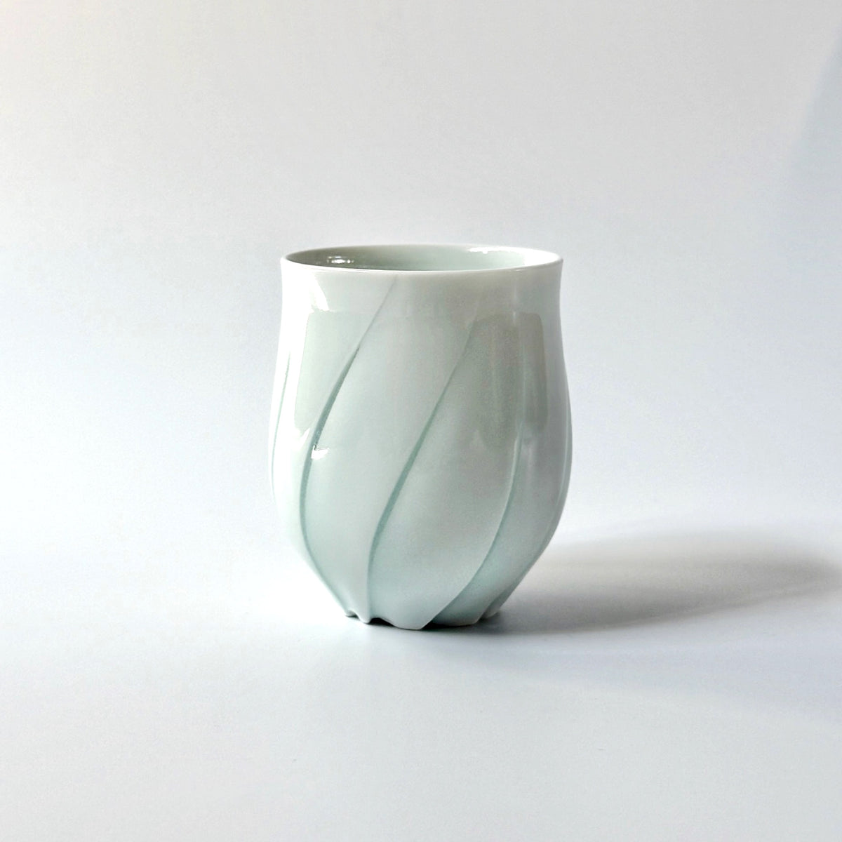 Hiroshi Taruta Seto Slim Porcelain Tea Cup<br>Style 1: φ 6.5 × H 8 cm