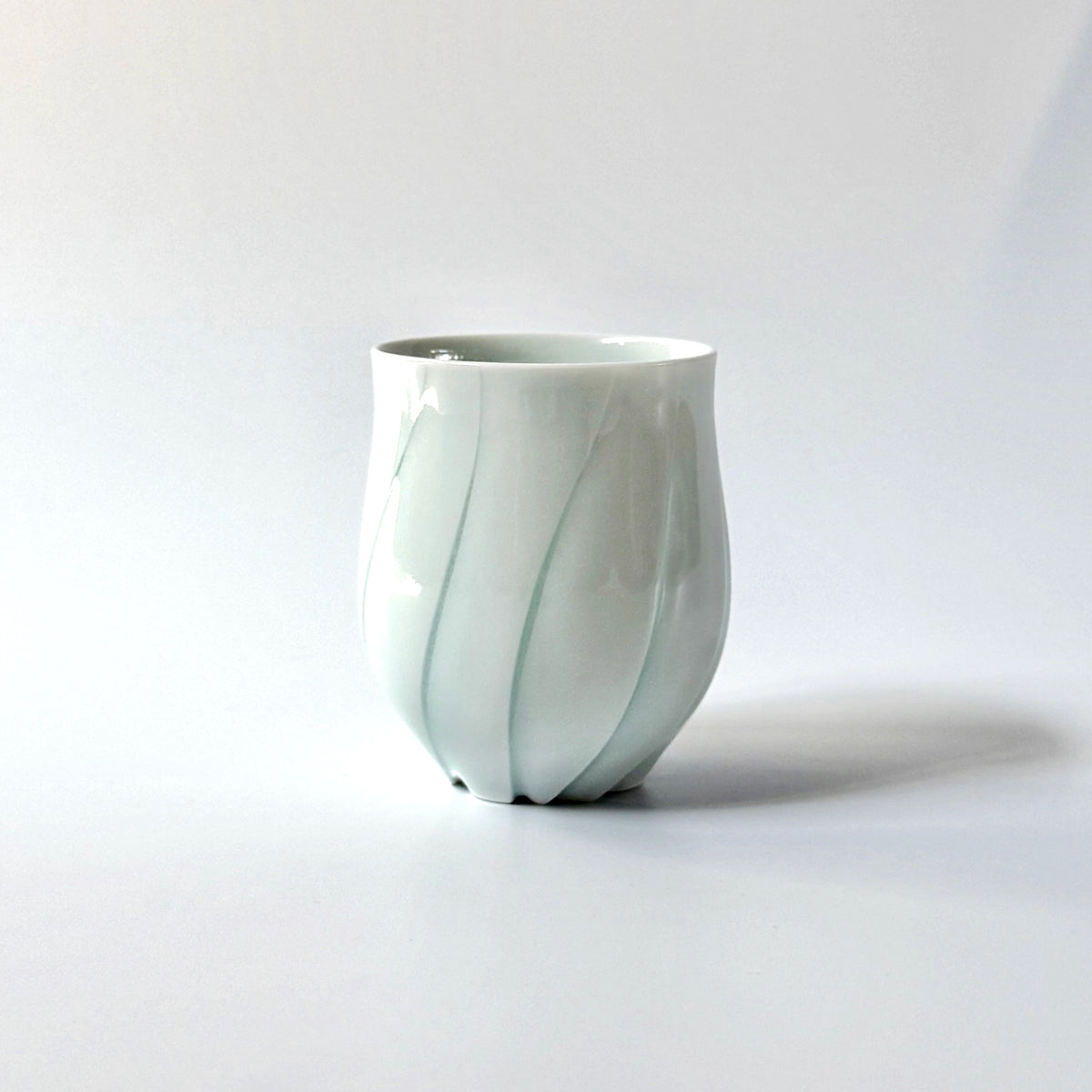 Hiroshi Taruta Seto Slim Porcelain Tea Cup<br>Style 1: φ 6.5 × H 8 cm