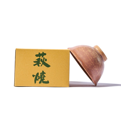 The bowl with brush decoration "Hagiyaki"