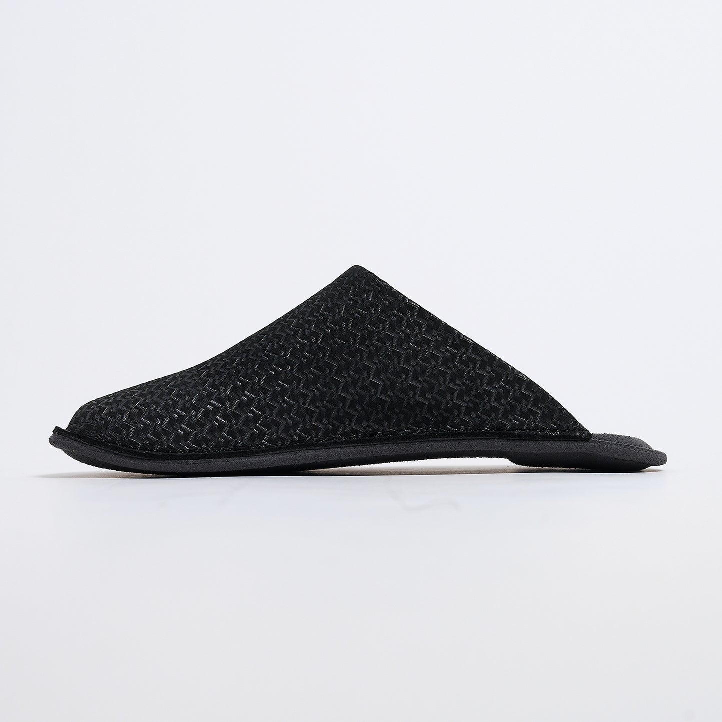Room shoes "REELA" in Embossed Leather Black