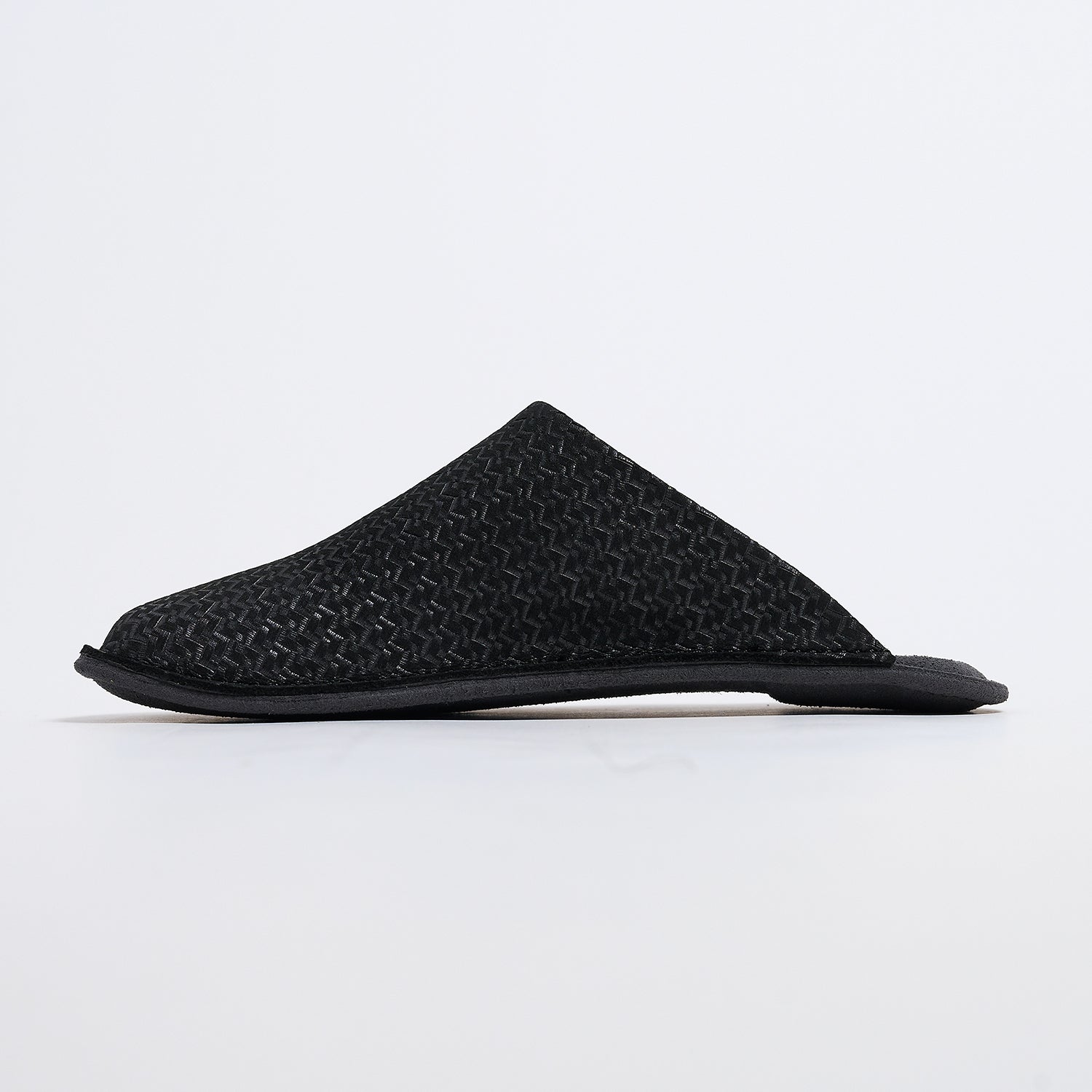 Room shoes "REELA" in Embossed Leather Black