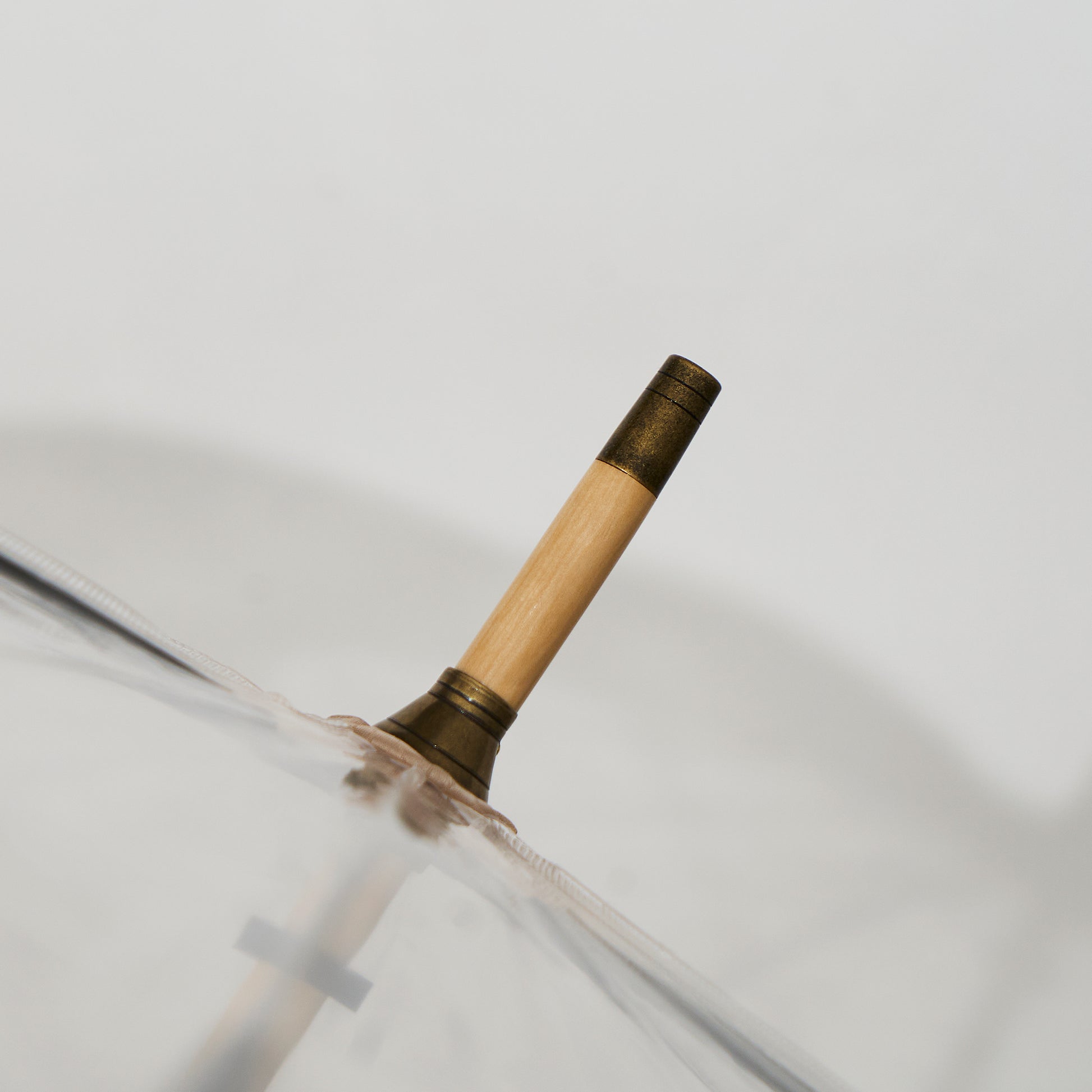 Ferrule: natural maple wood