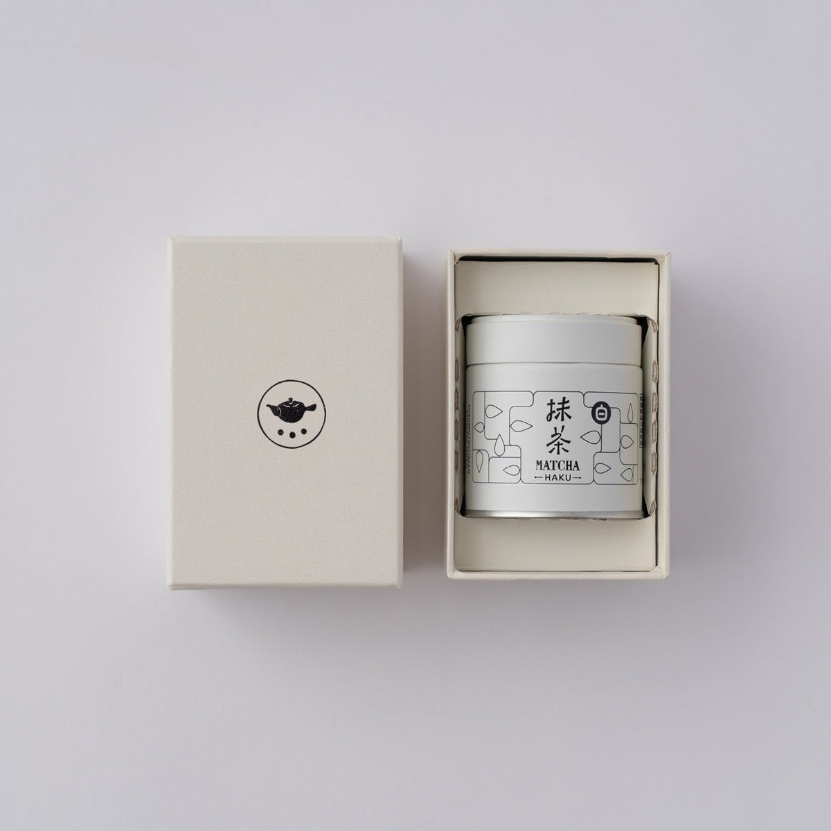 Susumuya Chaten Matcha HAKU<br>
A clean, refined taste with no harsh edges — easy to drink and ideal for matcha lattes