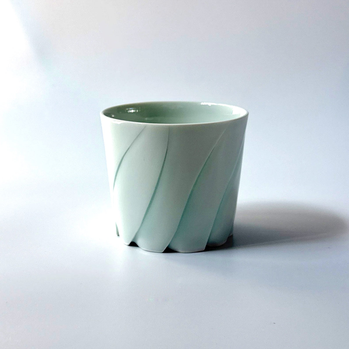Hiroshi Taruta Seto Porcelain rocks Cup<br>Style 2: φ 8.5 × H 7.5 cm