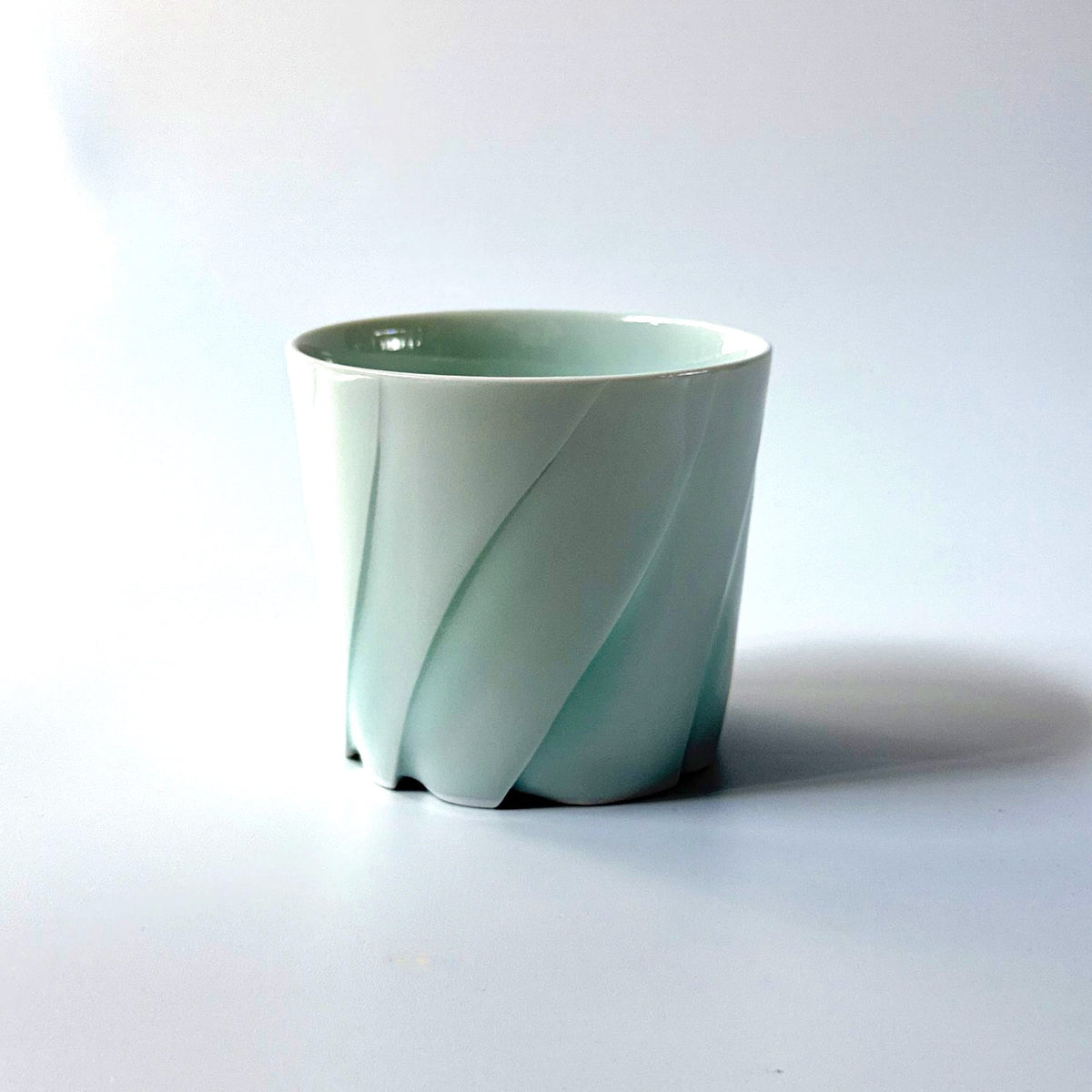 Hiroshi Taruta Seto Porcelain rocks Cup<br>Style 3: φ 8.5 × H 7.5 cm