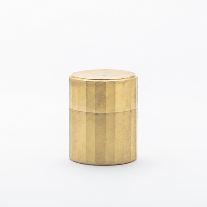 Susumuya Chaten Susumu Tea Caddy (Large)<br>Size: Ø 3.4 in (87 mm) × H 4.4 in (110.5 mm)  Weight: approx. 25.8 oz (730 g)  Capacity: 7.1 oz (200 g)