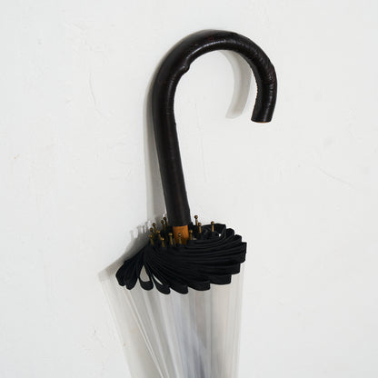 The handle is made from natural cherry wood.