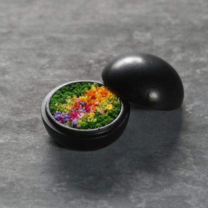 Preserved Flower Art Piece "Hanakogo"