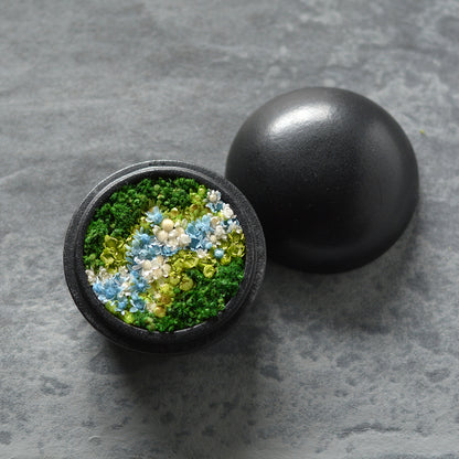 Preserved Flower Art Piece "Hanakogo"