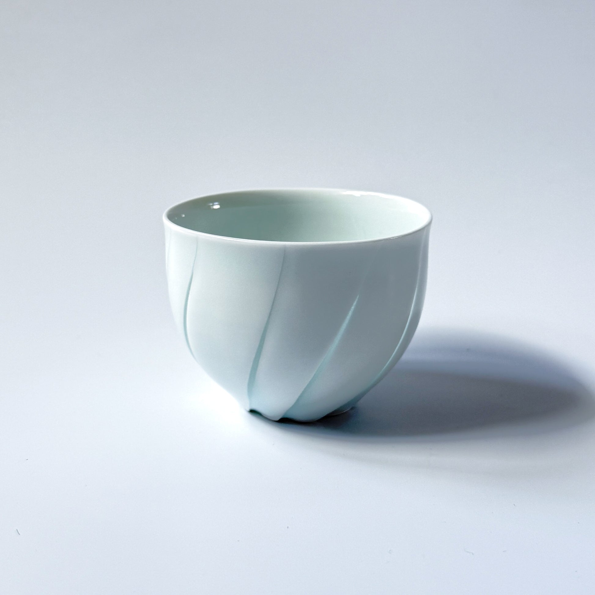 Style 1: φ 8 × H 6 cm