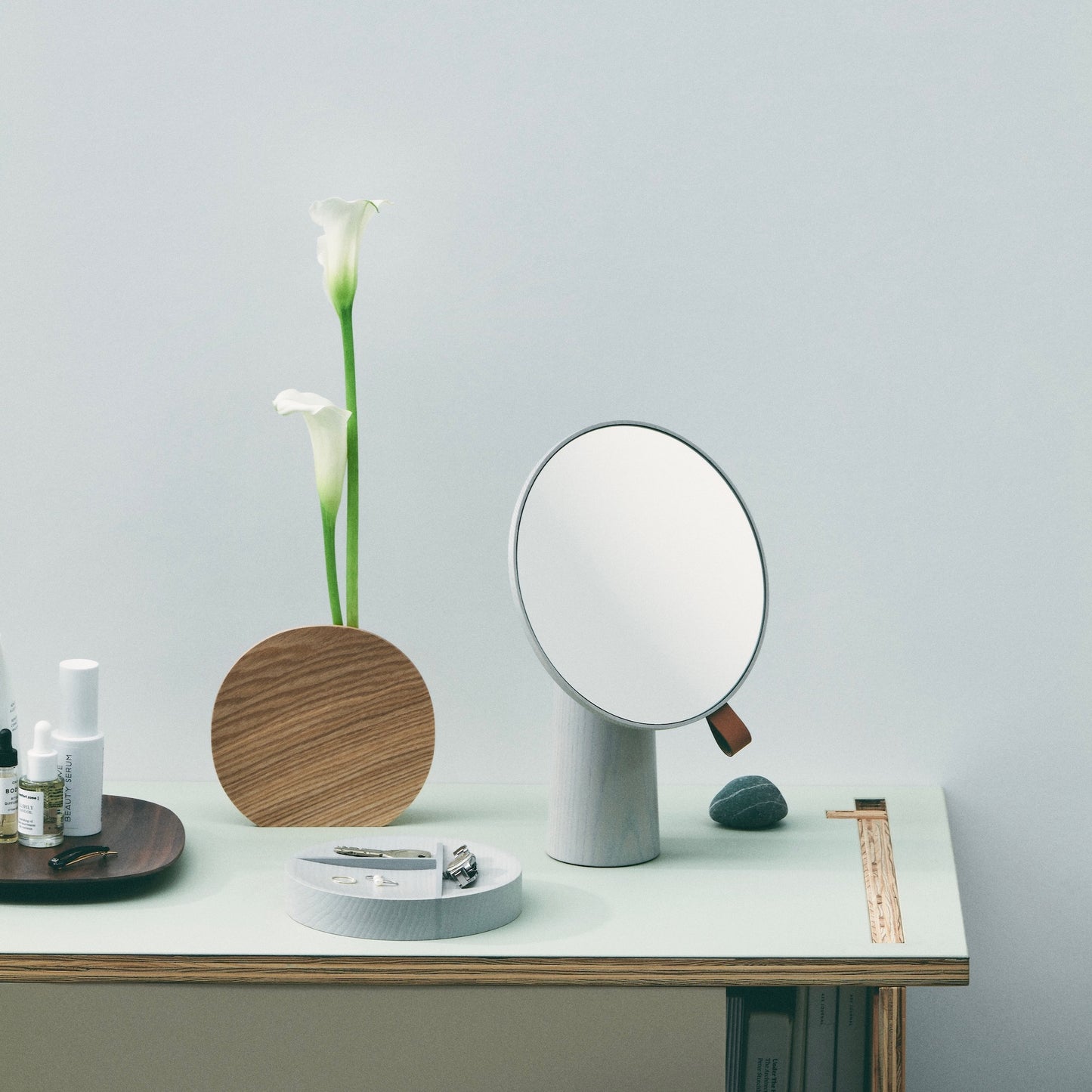 Sasaki Pivot Mirror / Light Gray