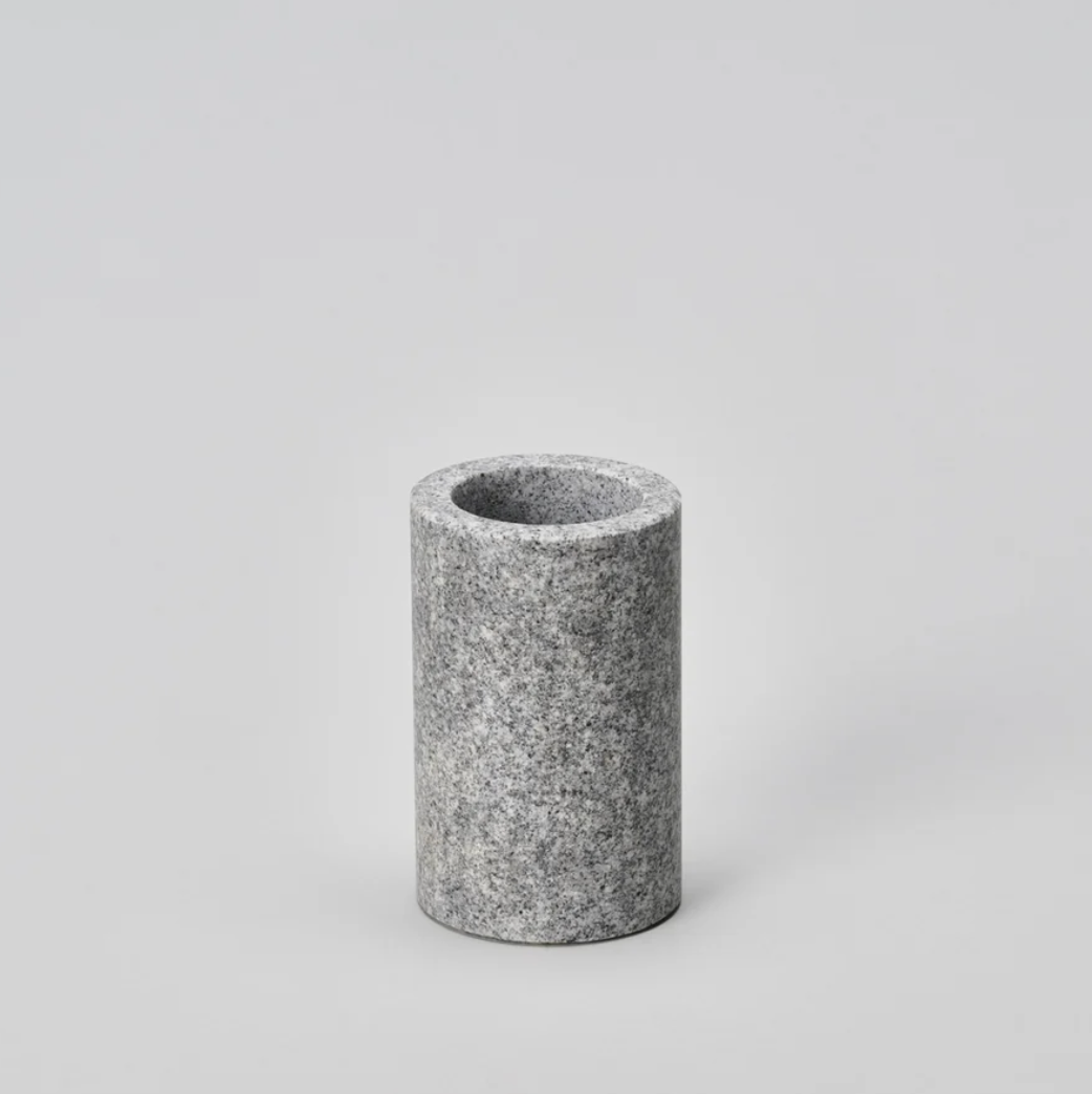 Aji Stone Stand / 70S Komame<br>φ70*115 mm / 0.8 kg