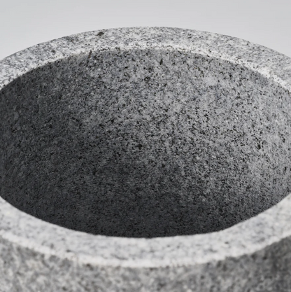 Aji Stone Stand / 110L Komame<br>φ110*225 mm / 3.1 kg