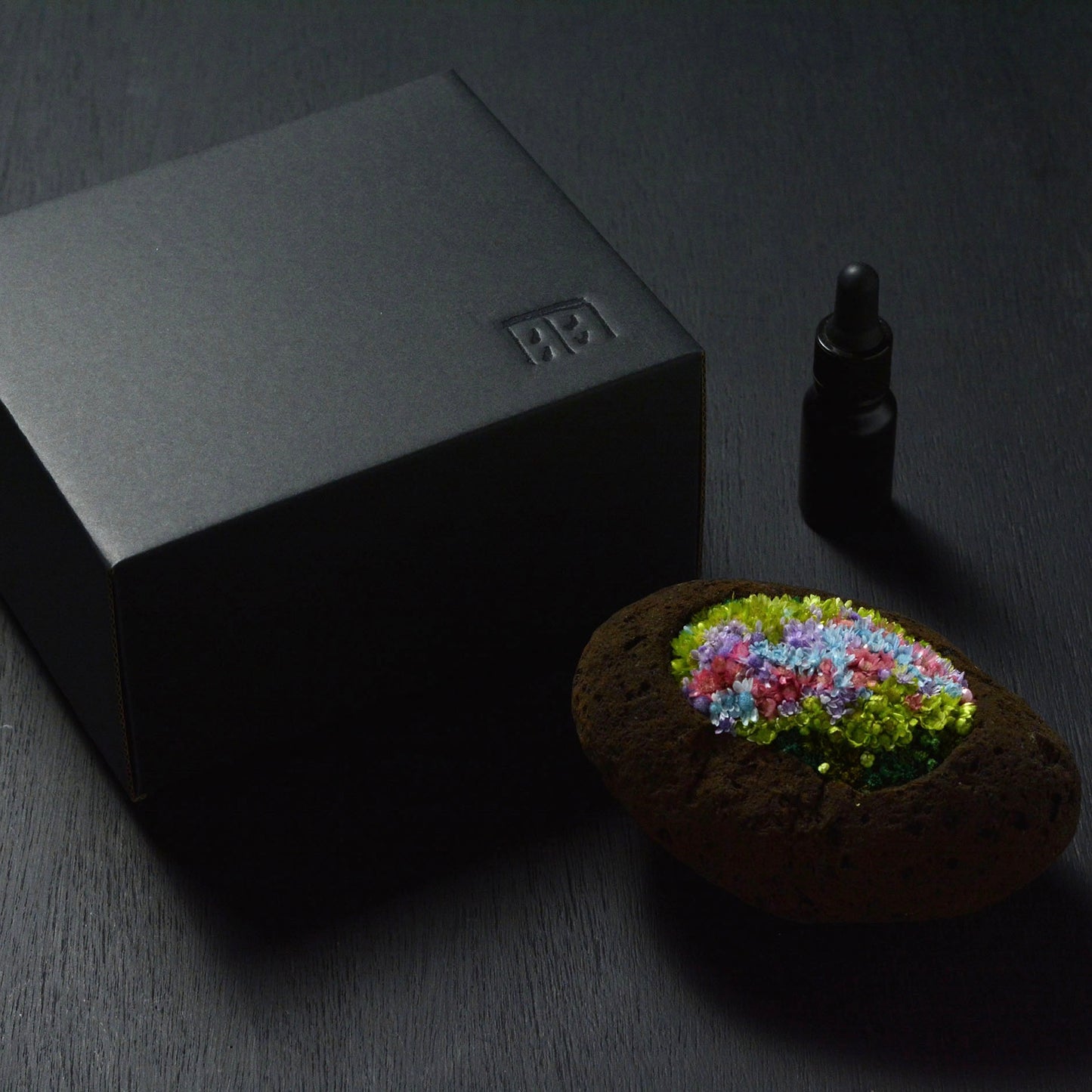 Preserved Flower Art Piece "Keshikifu"