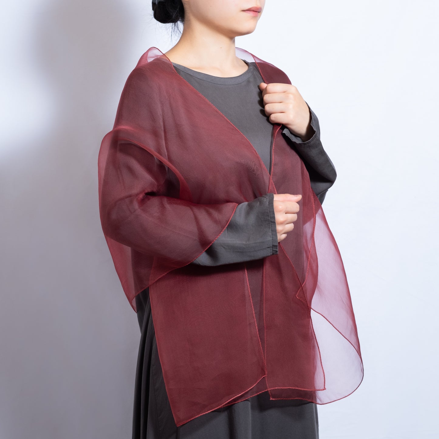 Atelier Shimura Silk Organza Stole<br>Sappanwood