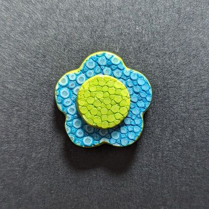 Go-One Stingray Boutonnière<br>Turquoise Blue × Mint Green