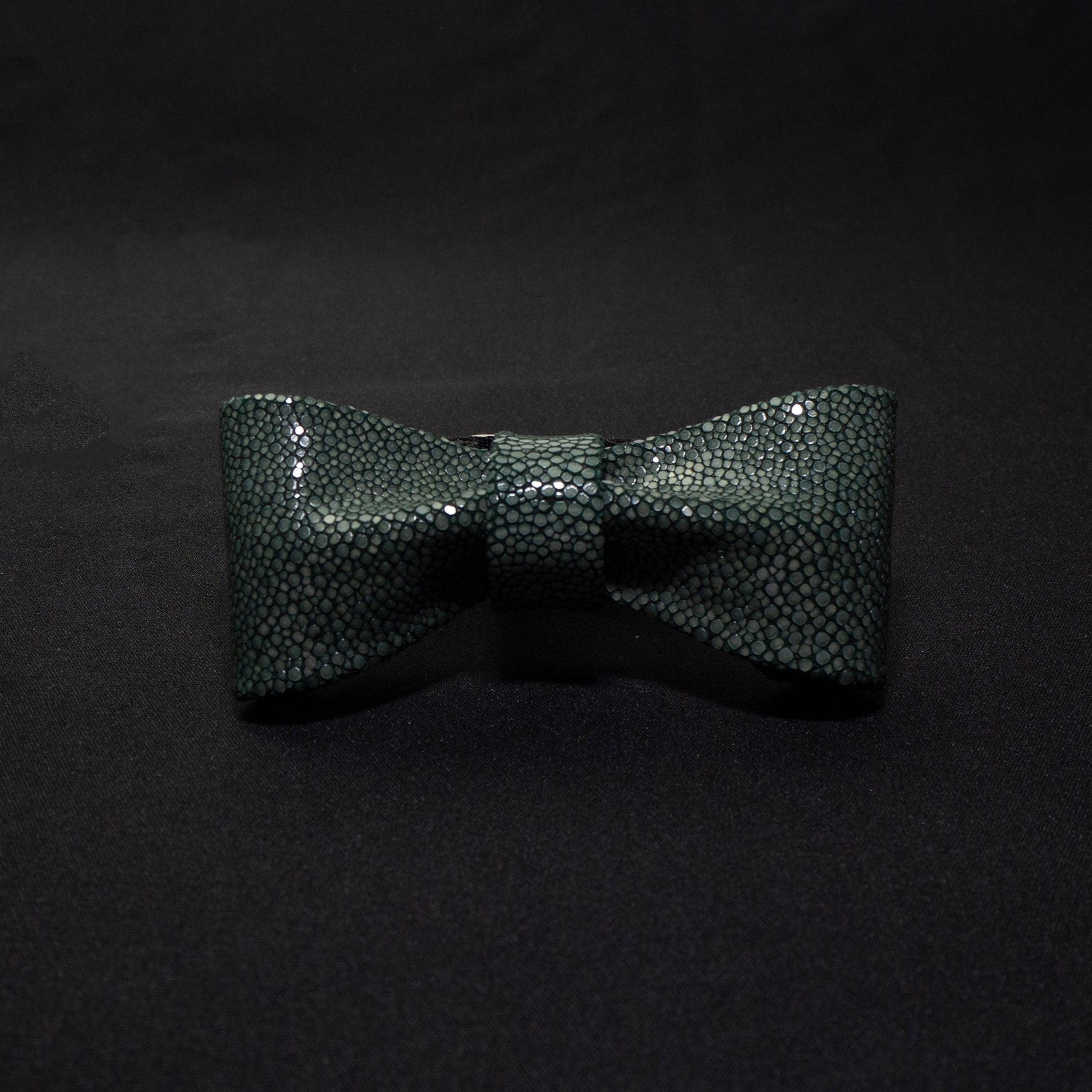 Stingray Bow Tie<br>Green