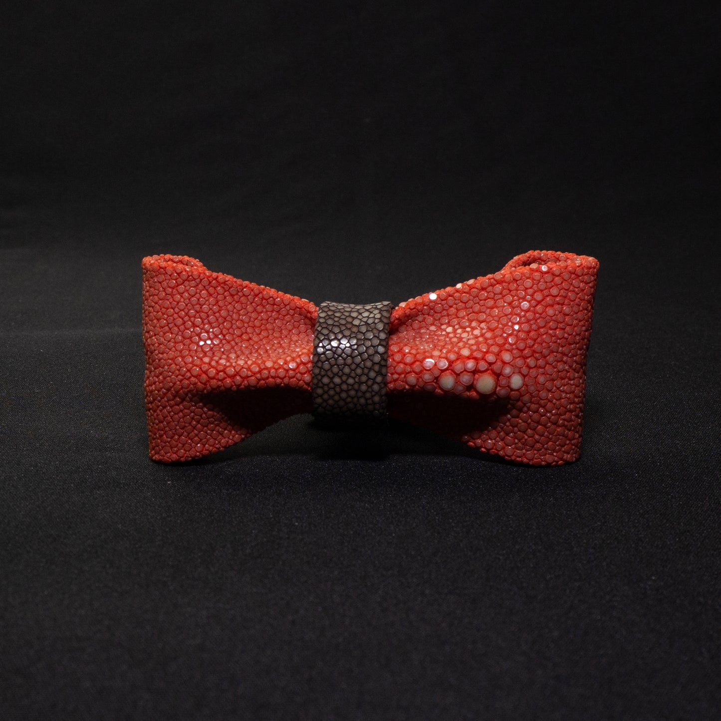 Stingray Bow Tie<br>Red × Brown