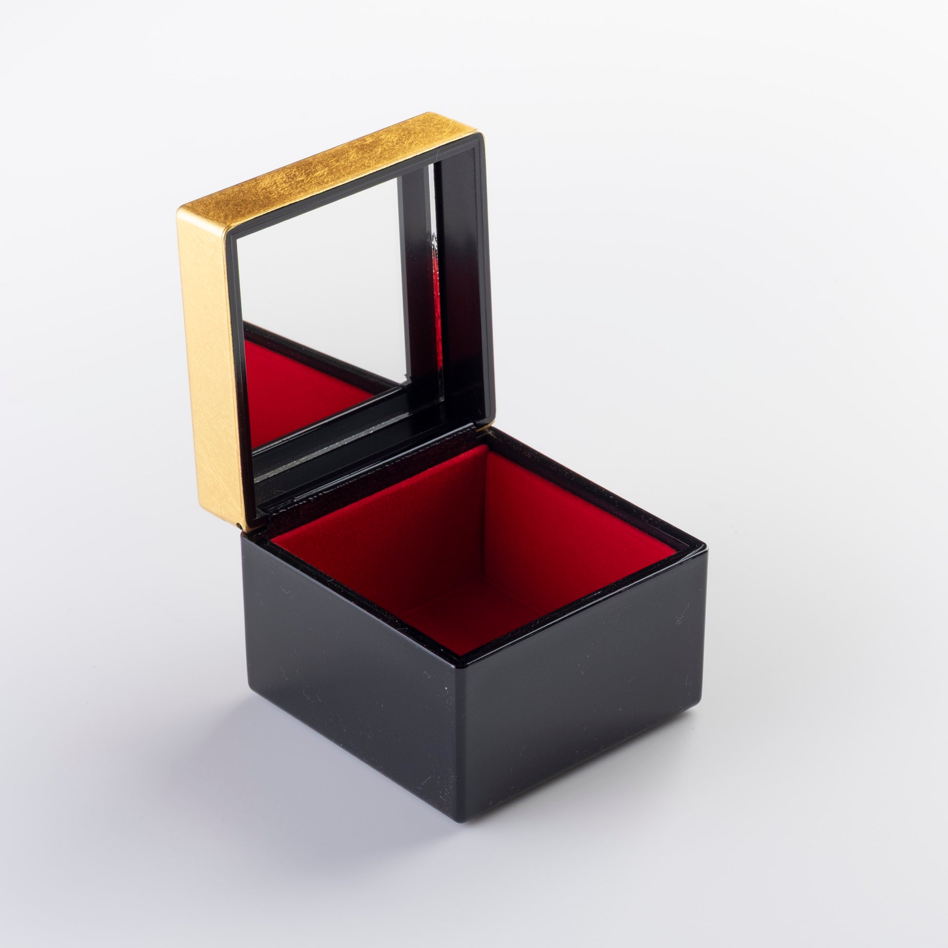 Gold Leaf Jewelry Box<br>Camellia