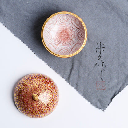 Kazuhiko Komekyu<br>Kutani Ware Porcelain Case