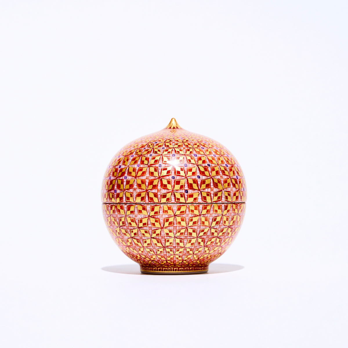 Kazuhiko Komekyu<br>Kutani Ware Porcelain Case