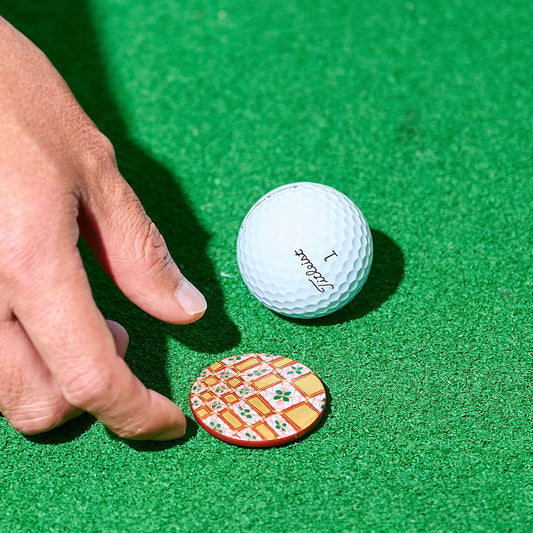 Kutani Ware Porcelain Golf Ball Marker