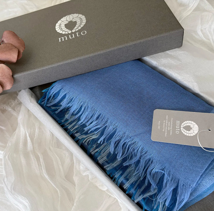 Ultra-Fine Silk Cashmere Stole "Gokusai"　