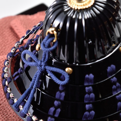 W 33 × D 27 × H 23 cm (13.0 × 10.6 × 9.1 in) — all dimensions approximate