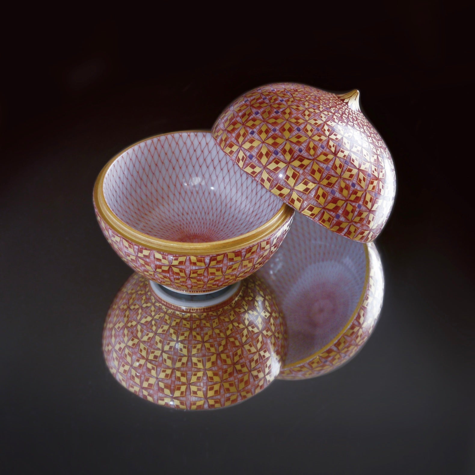 Kutani Porcelain Case - By Emotion International