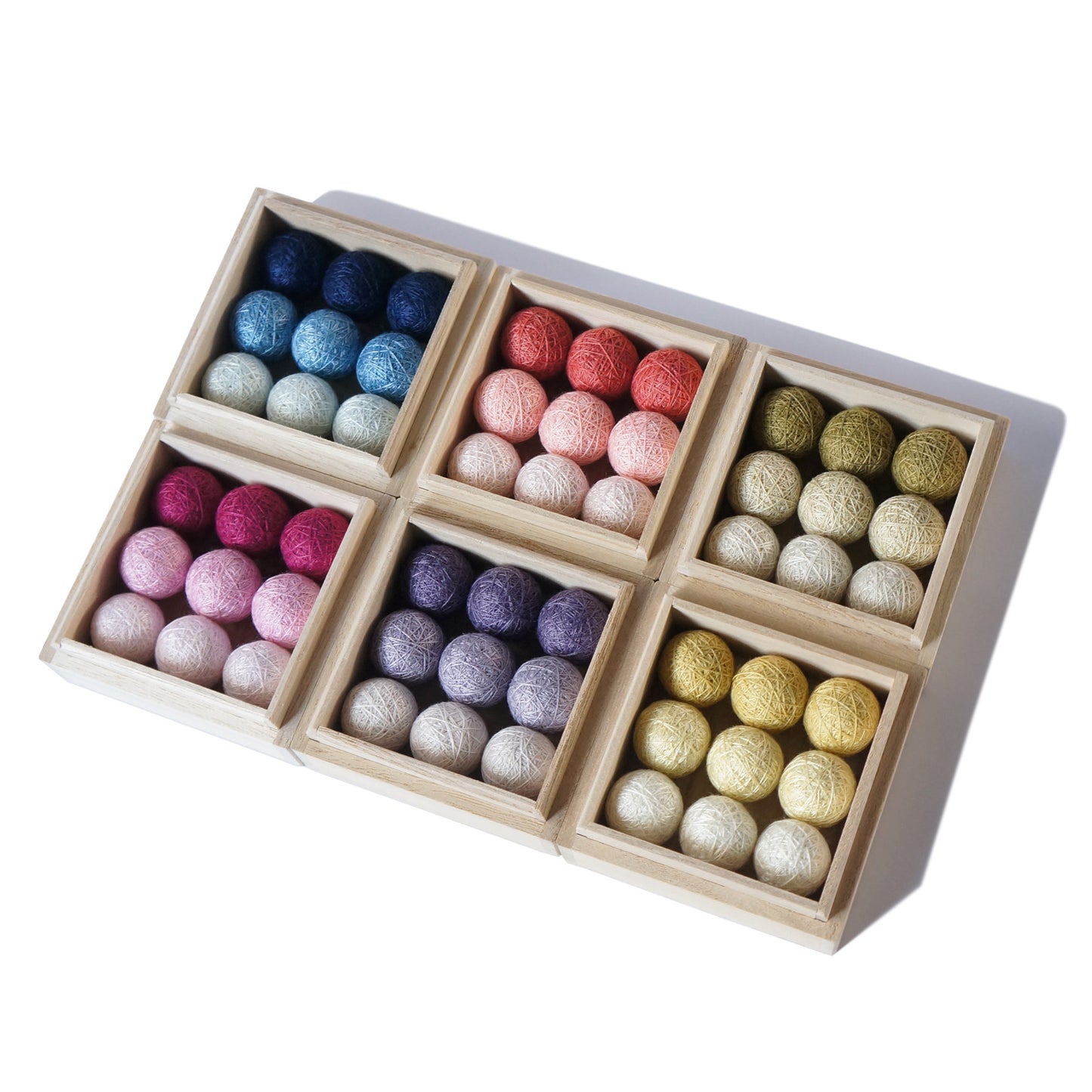 Scented Small Color Gradation "Temari" Box - By Emotion International