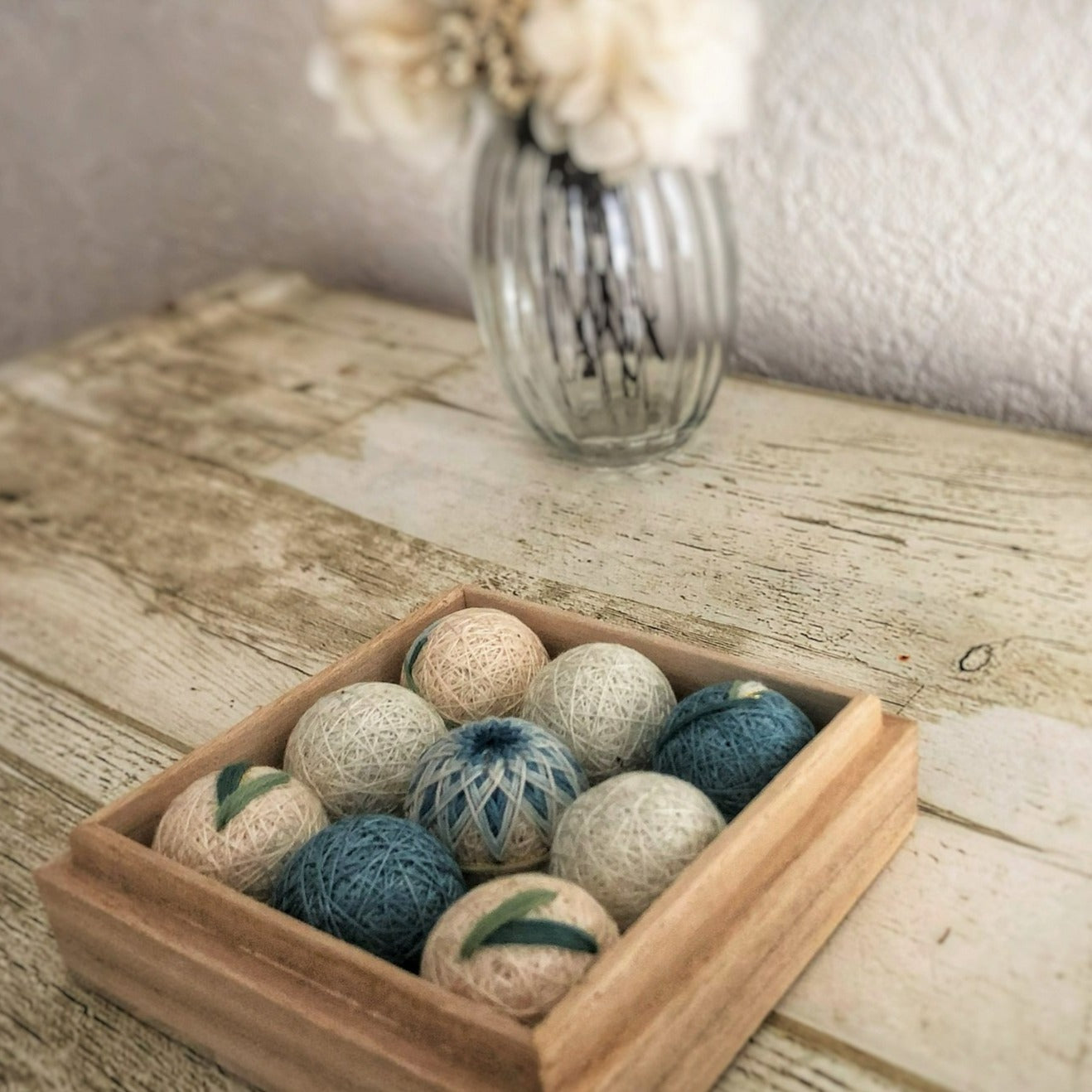 Scented Small Embroidery "Temari" Box - By Emotion International