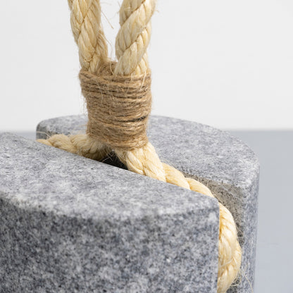 Aji stone × jute string