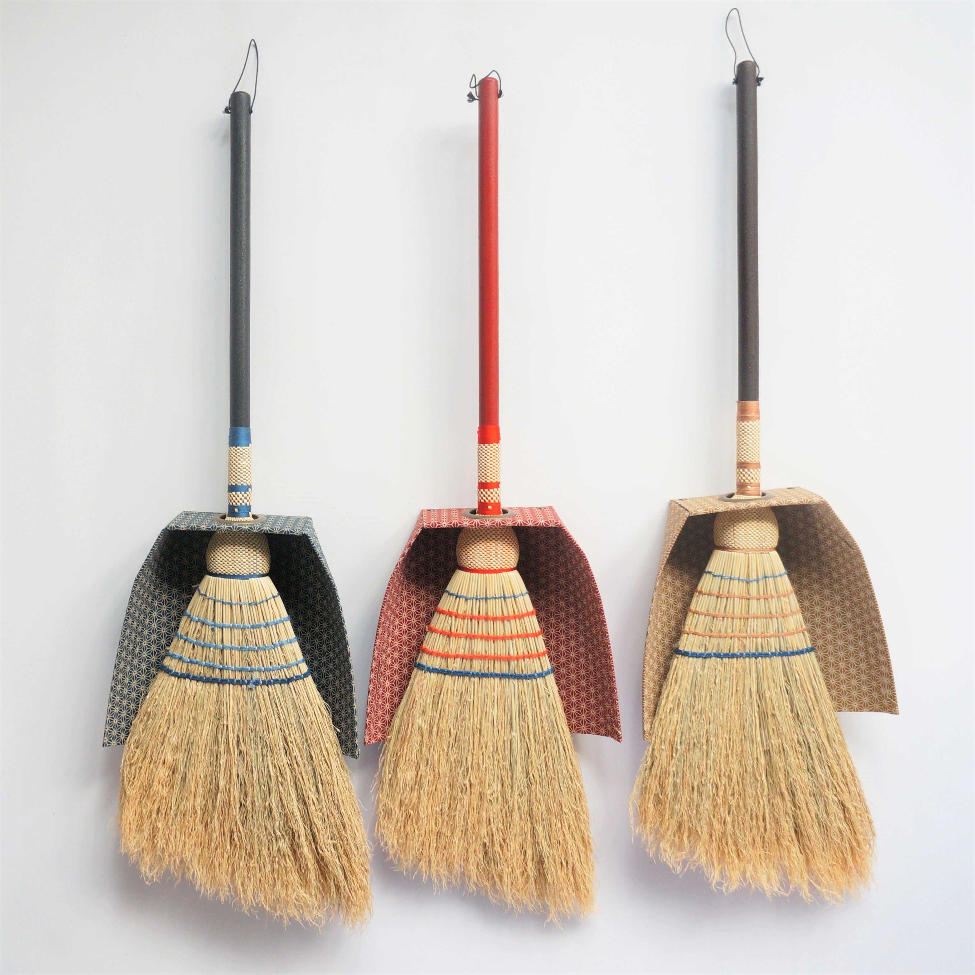 Takakura Kogei Nambu Small Broom — Japanese Traditional