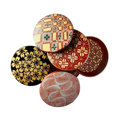Kutani Ware Porcelain Golf Ball Marker