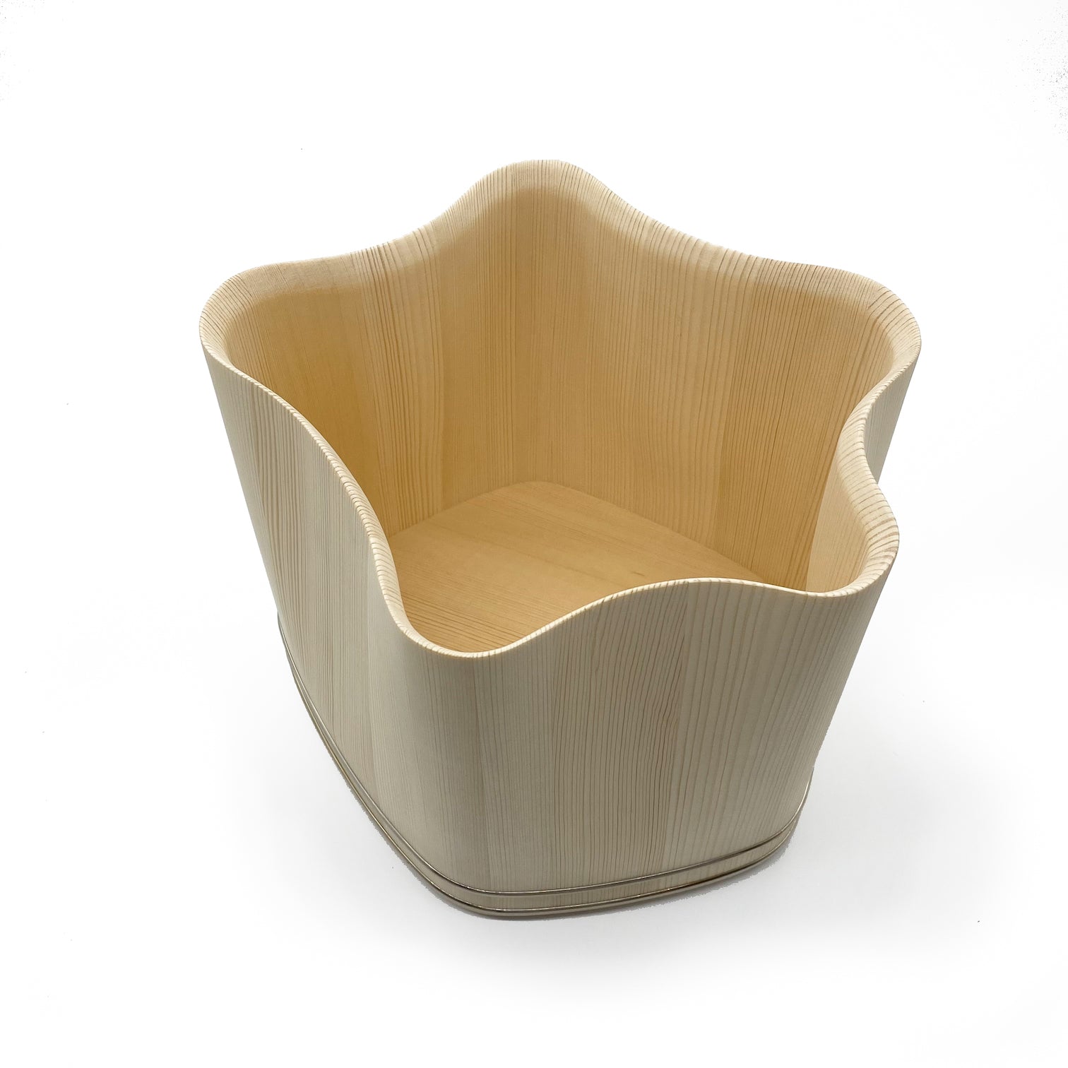 Pentagon: 260 × 240 × height 232 mm