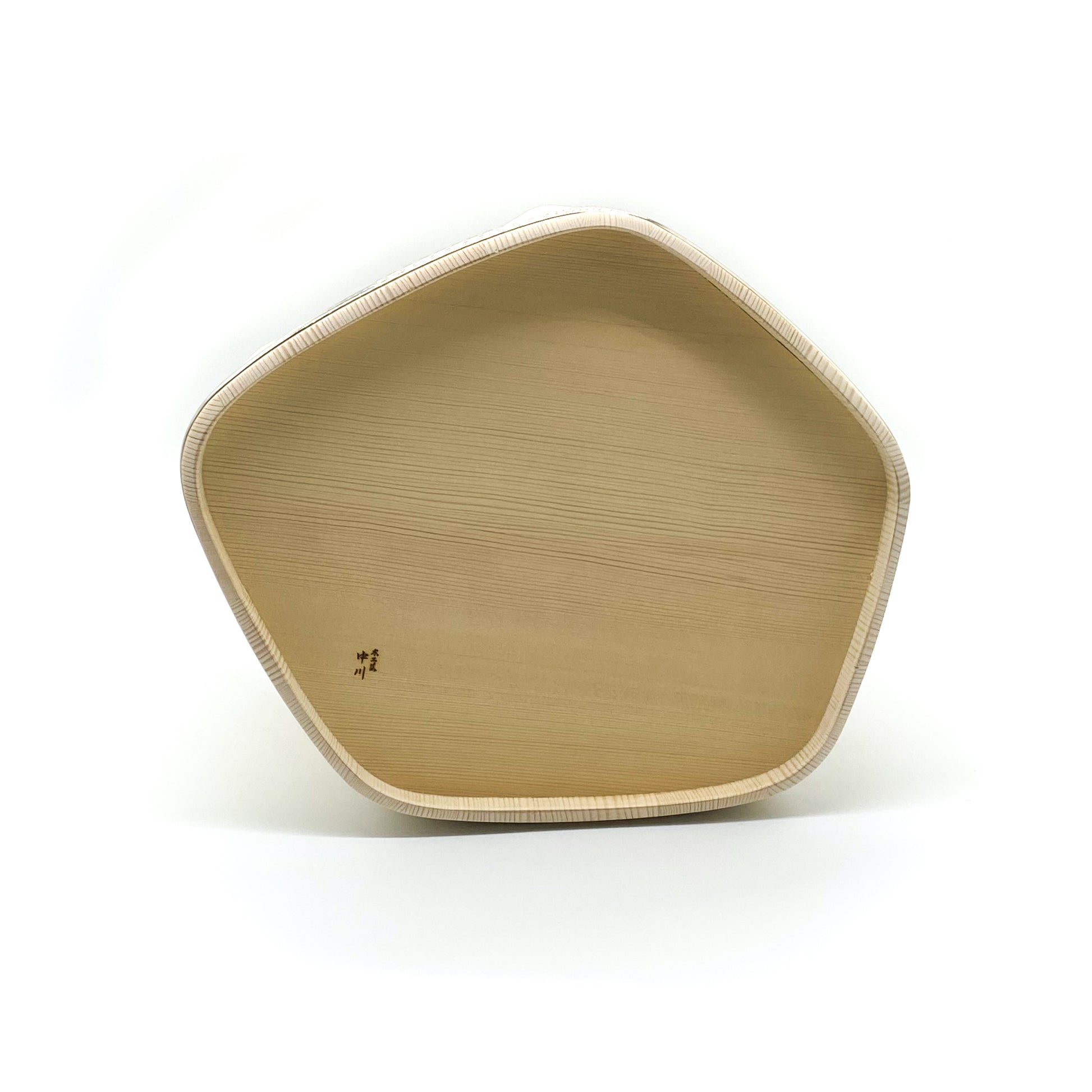 Pentagon: 260 × 240 × height 232 mm