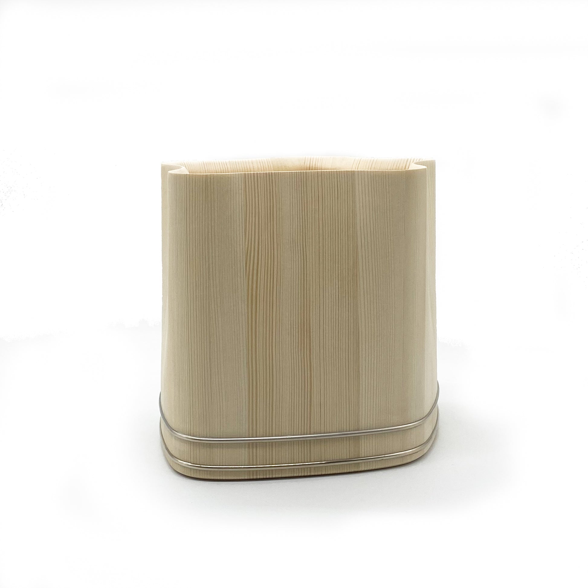 Square: 275 × 255 × height 232 mm